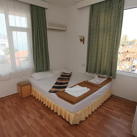 Huzur Отель 2*