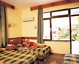 Huzur Otel 2*